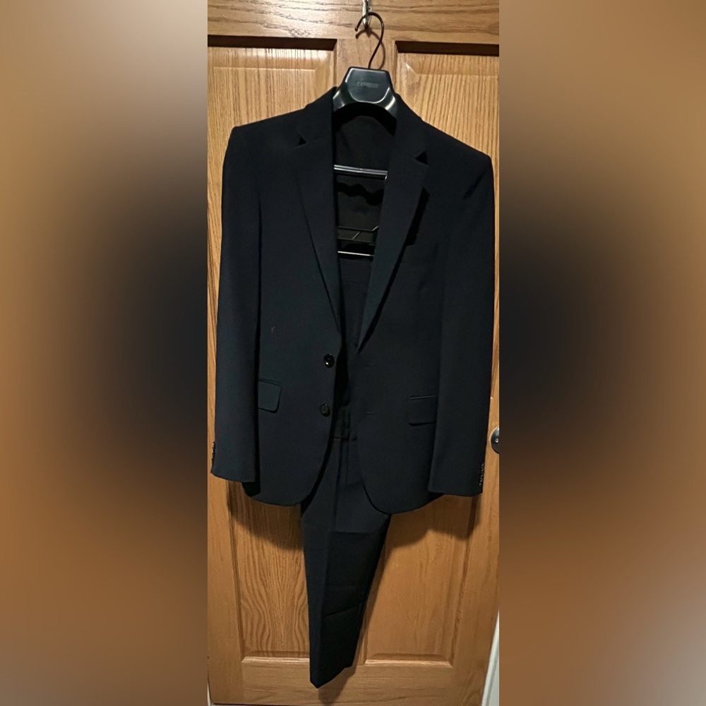 Express Suit
